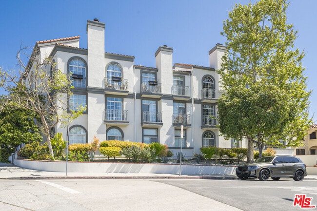 Photo - 5848 W Olympic Blvd Condo Unit 108