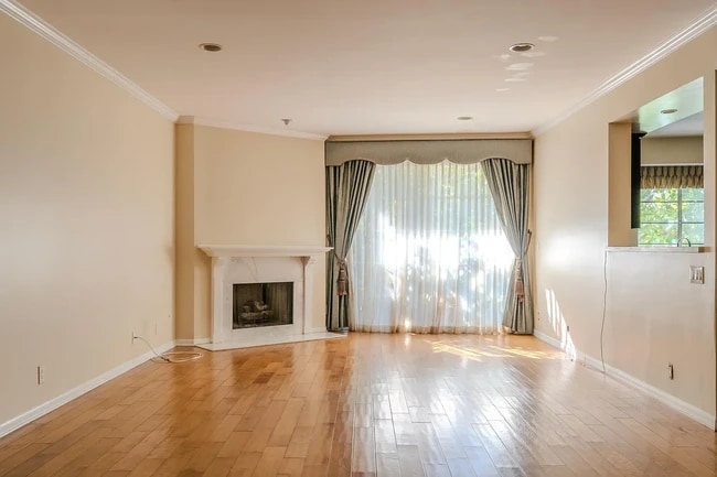 Photo - 1112 S Bedford Dr Unit 101