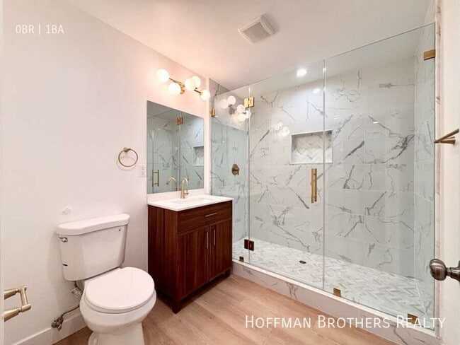 Photo - 6738 Independence Ave Unit A3