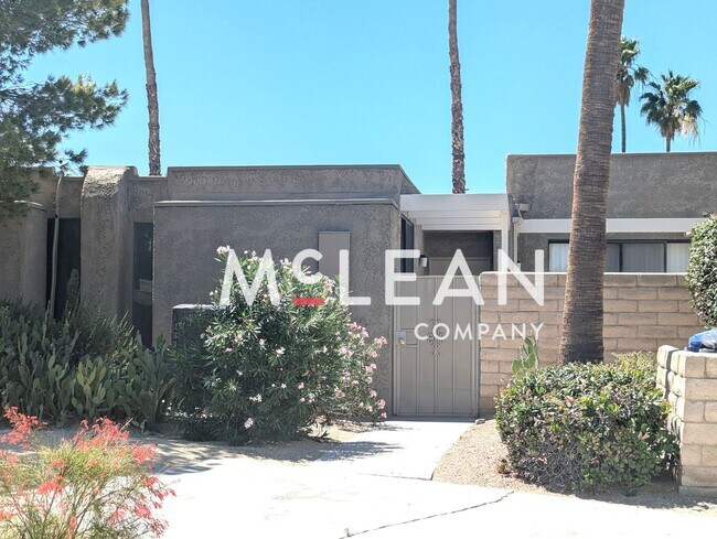 Photo - Beautiful 2BD/2BA Sunrise Oasis Condo with Resort Amenities