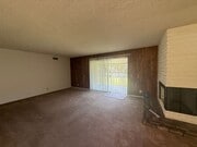 Photo - 3 bed, 2 bath single story home in central...