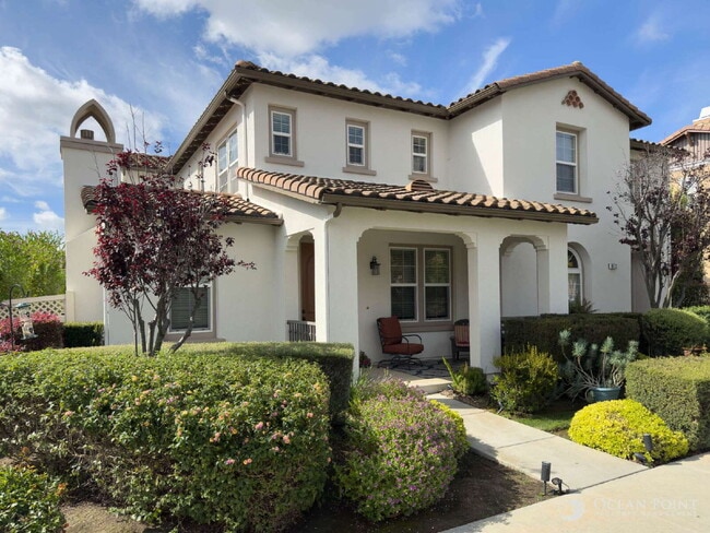 Building Photo - 3 Bedroom Condo for Rent in Ventura!