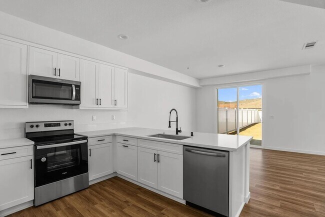 Photo - 5834 Norwood Ave