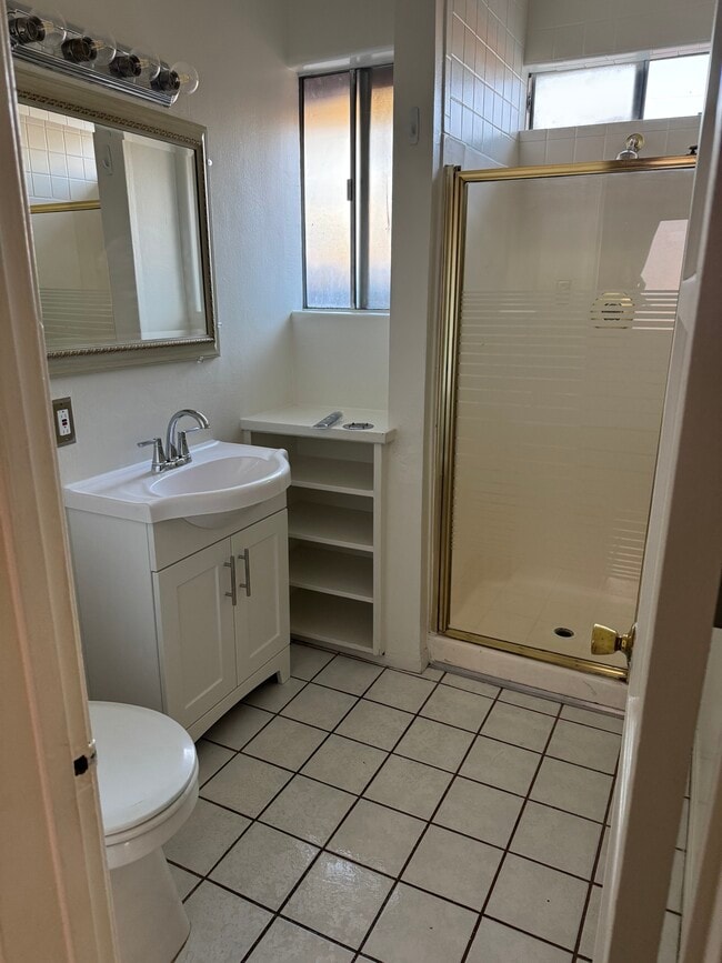 Bathroom - 11809 Valerio St Unit 2