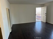 Photo - 835 W 13th St Apartment Unit 3
