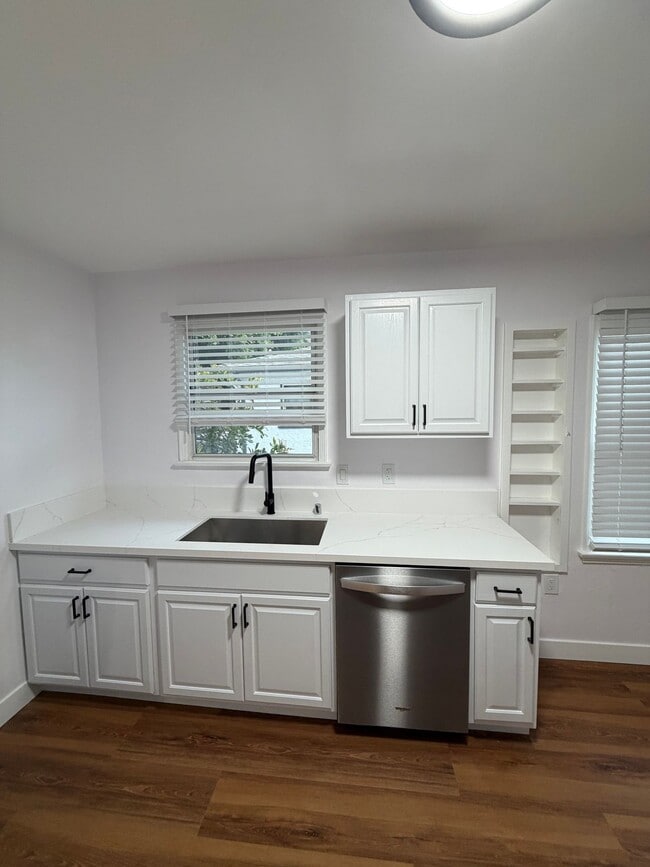 Photo - 5327 Kinston Ave