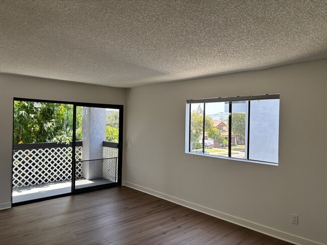 Photo - 627 Orange Grove Ave Unit 627 #1