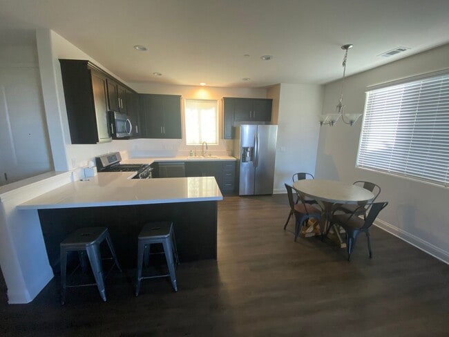 Photo - 4469 Hacienda Dr