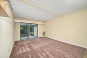 Photo - 23732 Hillhurst Dr