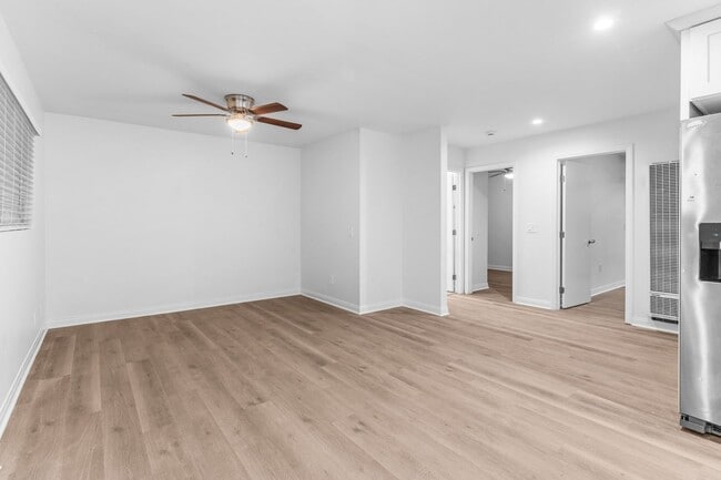 Photo - 3032 E 7th St Unit 3032-01