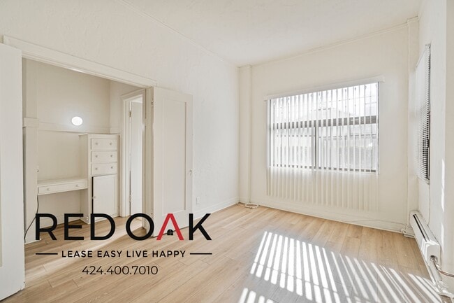 Photo - 3918 Beverly Blvd Apartment Unit 306