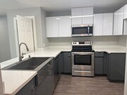 Photo - River House Apartments