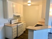 Photo - Oak Tree Apartments