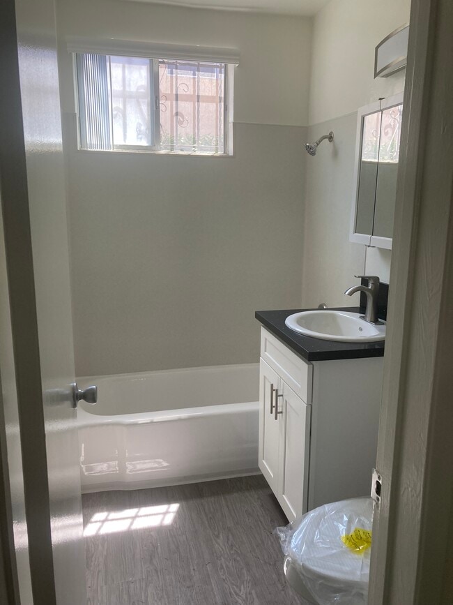 Photo - Seville Apartments