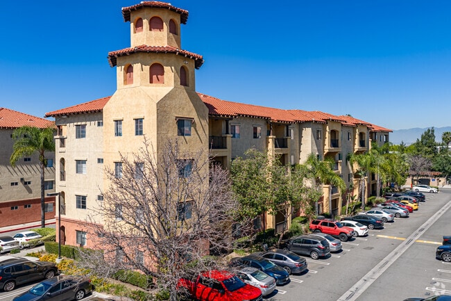 Alternate Community Image - GrandMarc at University Village