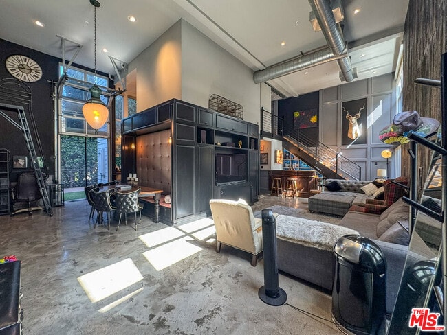 Photo - 1037 Laurel Ave Unit 10B