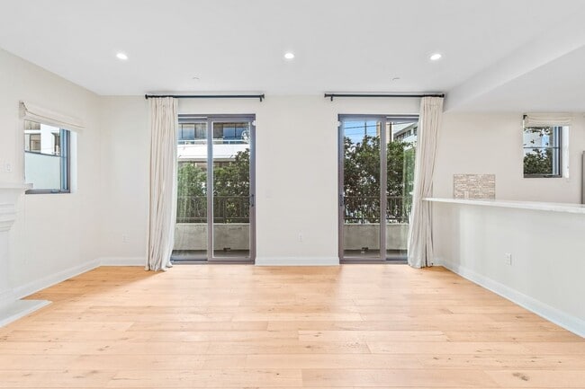 Photo - 10674 Ashton Ave