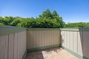 Photo - Bright, spacious Van Nuys 3-level townhome