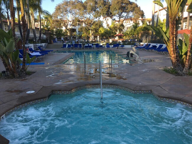 Photo - 2005 Costa Del Mar Rd