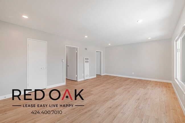 Photo - 4646 Coliseum St Unit 11