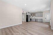 Photo - 217 W Avenue 37