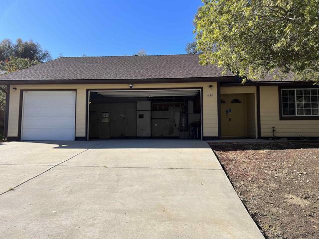 Photo - 1282 Whitsett Dr
