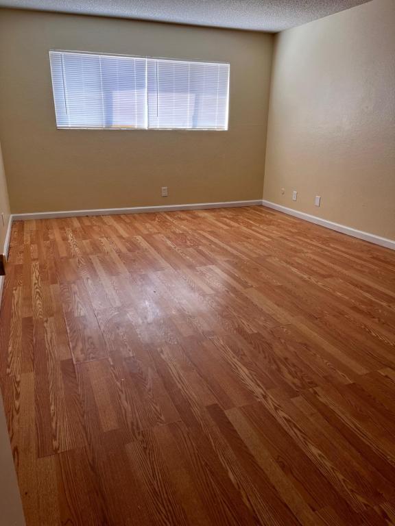 Photo - 120 E Ave Q7