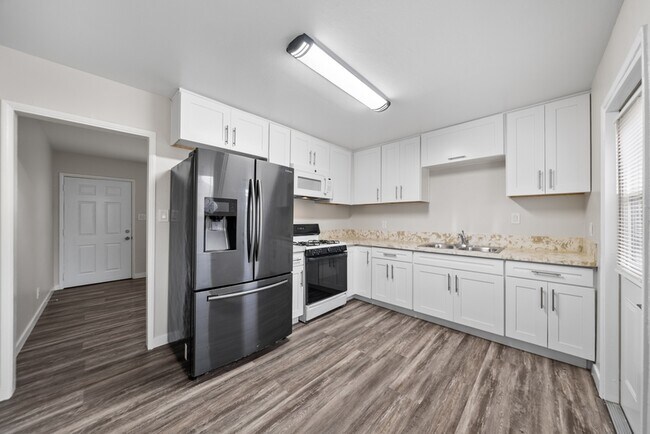 Photo - 1916 Skyline Dr