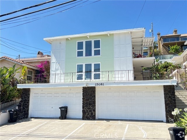 Building Photo - 25081 La Cresta Dr Unit C Rental
