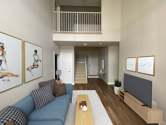 3-Bedroom / 3-Bath Townhome - The Glendon Apartments in Westwood