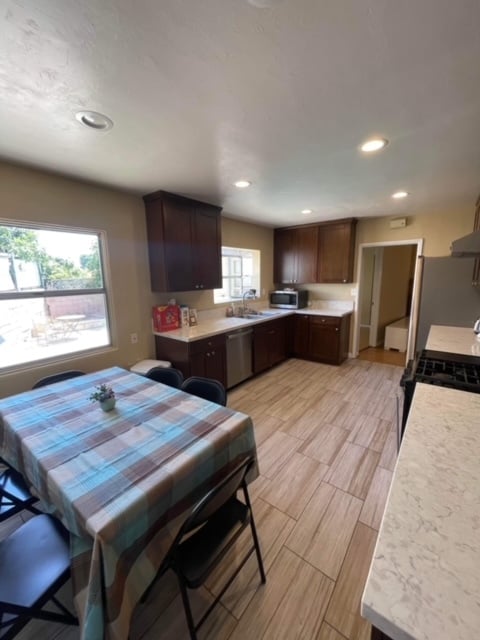 Photo - 4995 63rd St