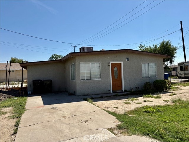 Building Photo - 134 E Cluster St