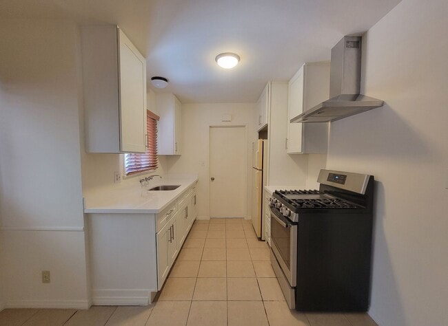 Photo - Spacious 3 Bedroom Canoga Park House