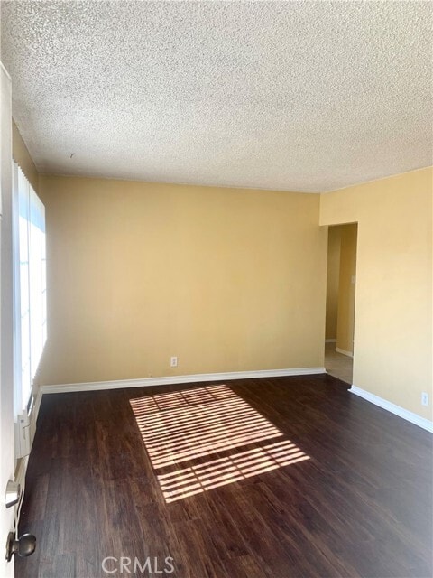 Building Photo - 605 W D St Unit A