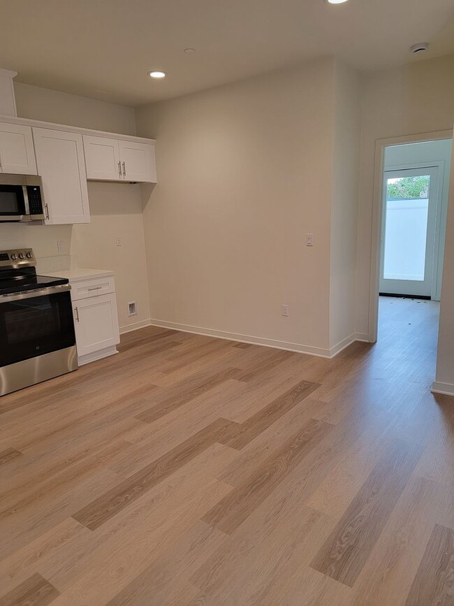 Photo - 9388 Olive St Unit 2