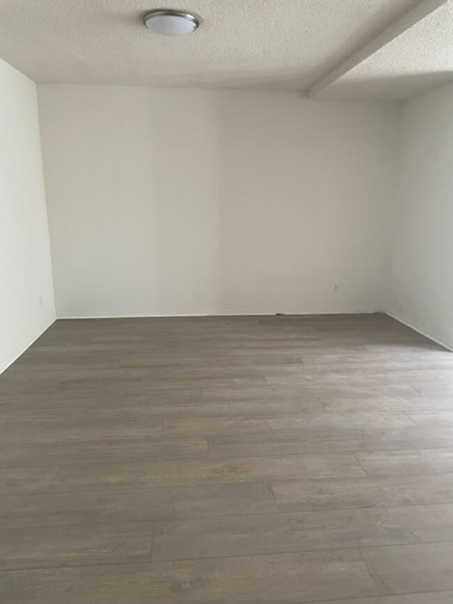 Photo - Kabir Apts (Montrose)