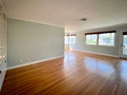 Living room. Hardwood floors. - 1327 N Central Ave Unit #F