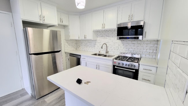 Photo - 1818 N New Hampshire Ave