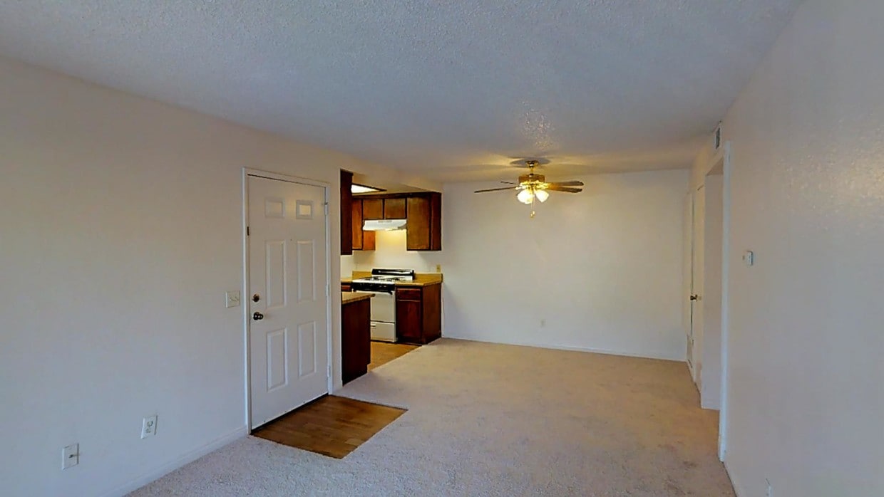 3D Tour - Lakeridge Apartments