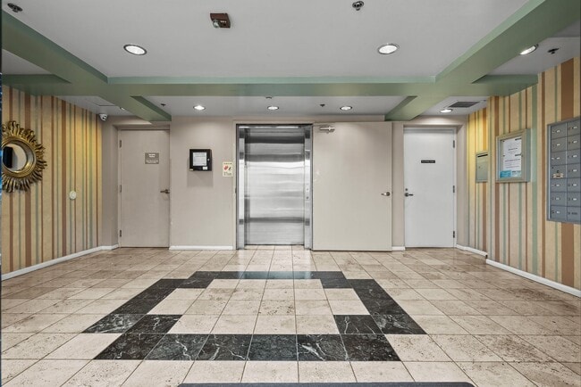 Photo - Amazing 2 Bed Condo in Noho! Unit 106