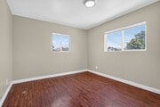Photo - 429 E 49th St Apartment Unit 431 1/4