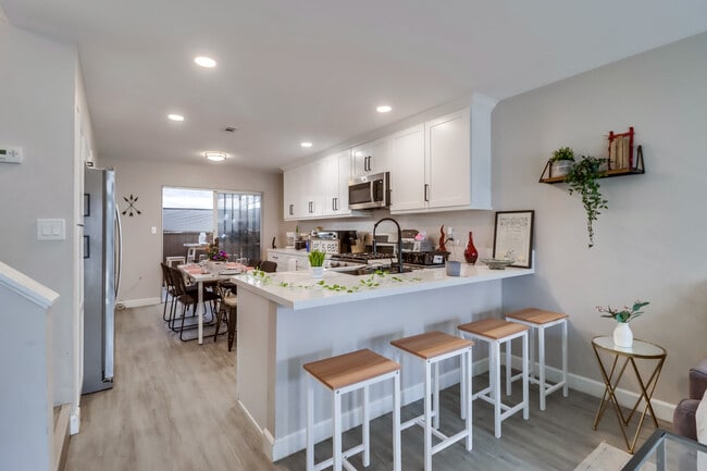 Photo - 449 Colorado Ave Unit D