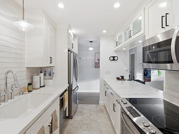 Photo - 4444 West Dr Unit 13