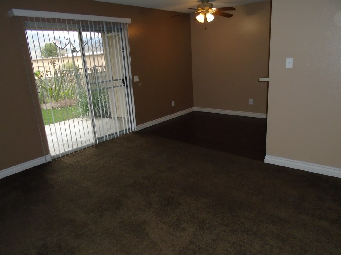 Floor Plan - Plan D No Yard