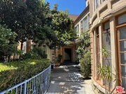 Photo - 925 S Hobart Blvd Condo Unit 1/2