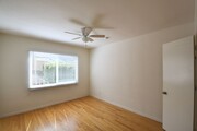 Photo - 5716 Kester Ave Unit 02