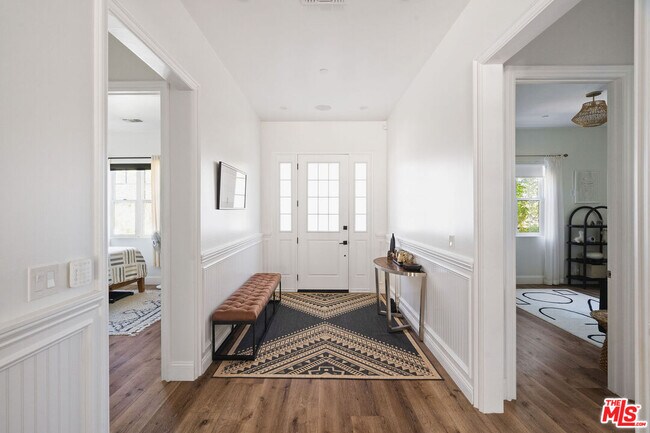 Photo - 1408 Plymouth Cir