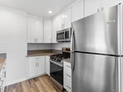 Photo - 1340 W Parade St Unit 01