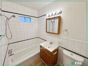 Photo - 656 W 91st St House