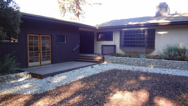 Photo - 18000 S Mountain Rd House